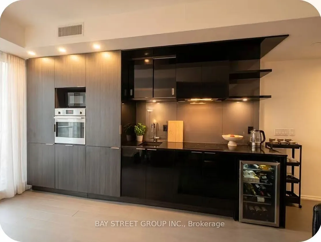 1 bed, $2,200 — Photo 4