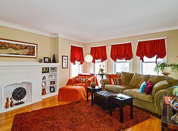 2nd image of 5619 N Christiana Ave APT 2