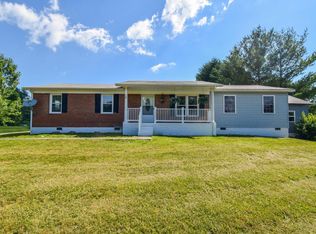 18 Carol Dr, Fincastle, VA 24090