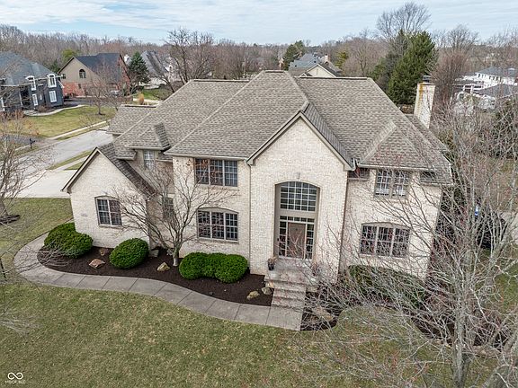 3rd image of 5450 Woodfield Way