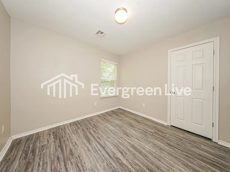 1850 Bliss Cir — Photo 14