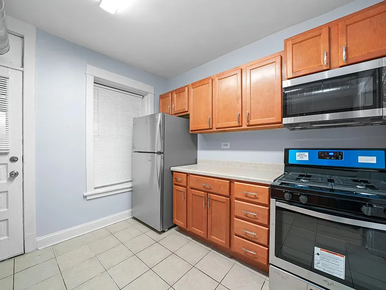 2056 W Birchwood Ave #2 — Photo 16