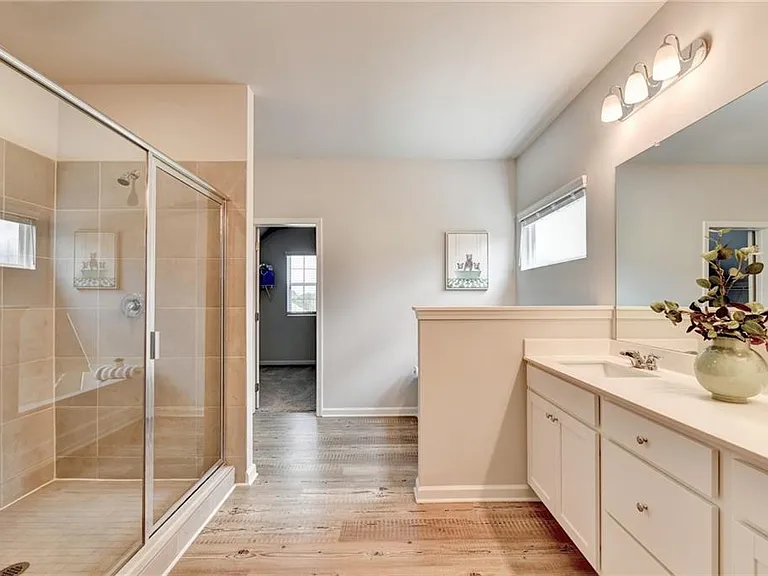 3828 Amicus Dr — Photo 31