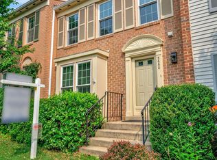 5660 Ridge View Dr, Alexandria, VA 22310