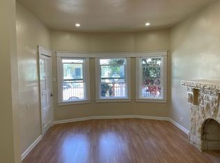 210 E 31st St, Los Angeles, CA 90011