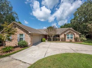 3318 Gleneagles Dr, Pace, FL 32571