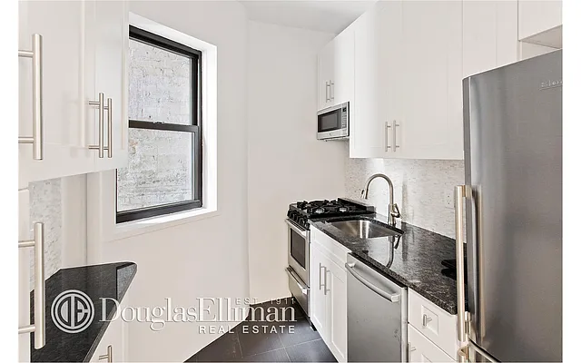 Sold by Douglas Elliman | media 7