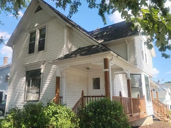736 Buffalo STREET, Sheboygan Falls, WI 53085