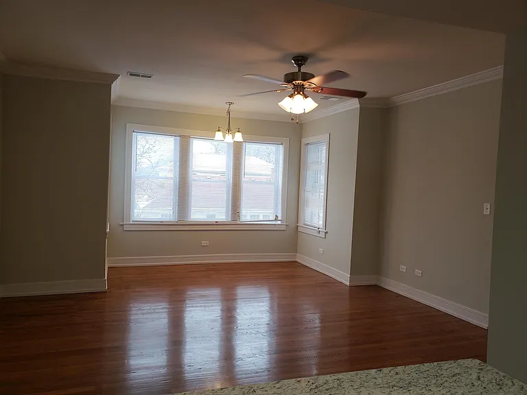 2505 W Granville Ave #1W — Photo 4