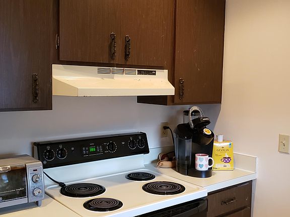 4th image of 3918 Coelebs Ave