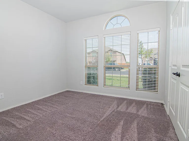 2323 Vista Ridge Rd — Photo 10