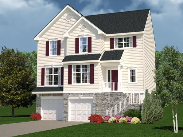 258 Winding Hill Dr, Hackettstown, NJ 07840