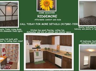 2956 E Stanford St, Springfield, MO 65804