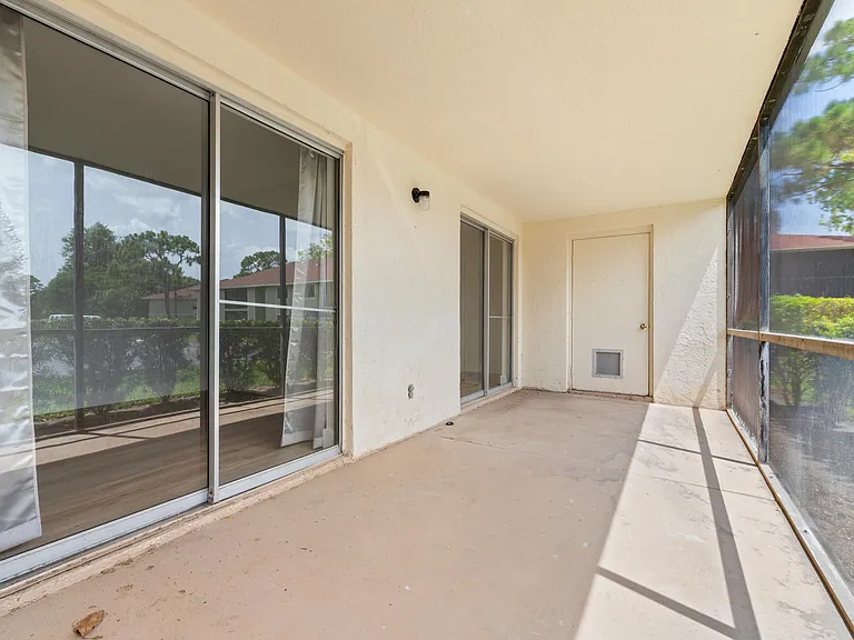 6446 Chasewood Dr #B — Photo 20
