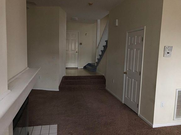 2nd image of 120 Huntington Dr