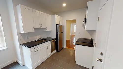 123 Sutherland Rd #16 Photo 1