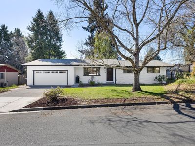 910 SW Spruce St, Grants Pass, OR, 97526