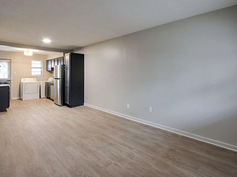 540 N Mendenhall Rd #2 — Photo 4
