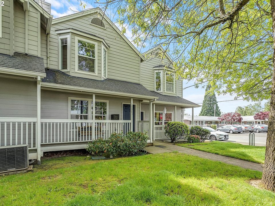 1st image of 383 NE Kelly Ave
