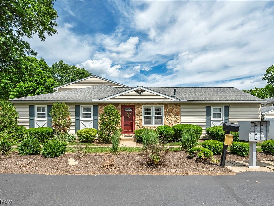 1st image of 2499 Barth Dr