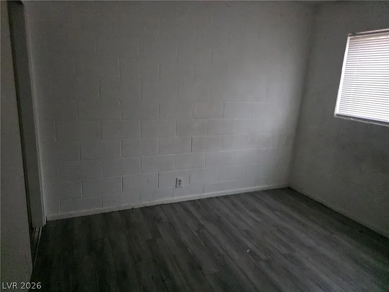 595 S Royal Crest Cir #18 — Photo 11