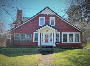 7132 Tanglewood Dr, Independence, OH 44131