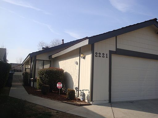 1st image of 2221 N Tracy St