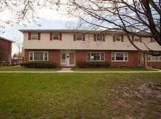 336 Northway Park Rd APT 2, Machesney Park, IL 61115