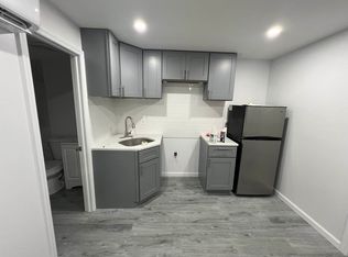 21 Ditmars St #1, Brooklyn, NY 11221