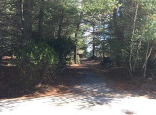 4 Kings Row, Cumberland, RI 02864