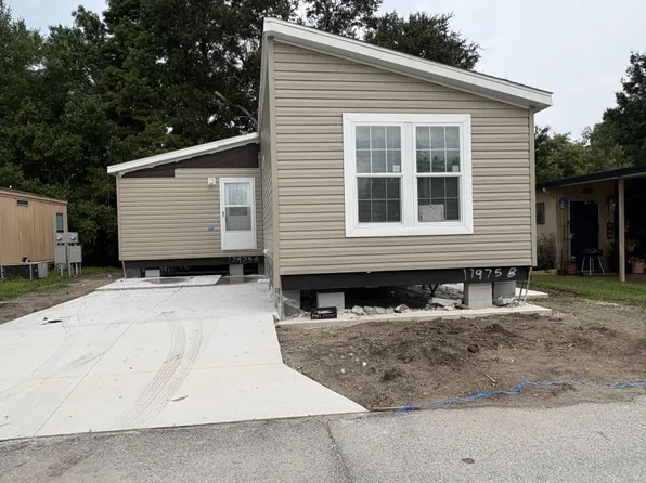 *Belle Glade B Plan, The Lakes at CountryWood