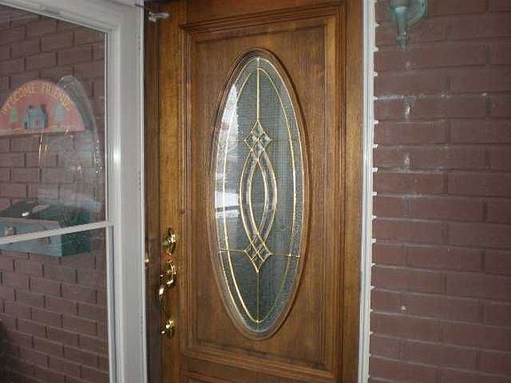 2nd image of 221 Lincoln Ave