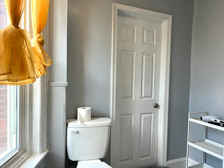5023 Spruce St — Photo 14