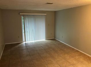 39328 Greenmeadow Dr, Zephyrhills, FL 33542