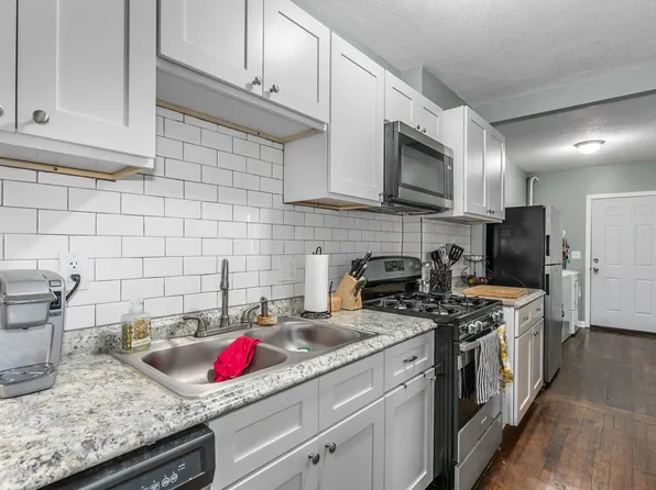 302 & 304 W 34th St, Kansas City, MO