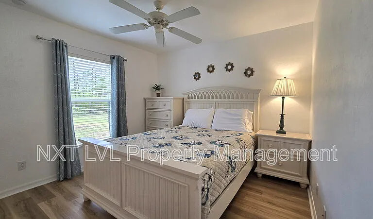 3105 Van Buren Pkwy — Photo 11