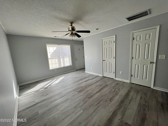 4th image of 151 Cornerstone Pl
