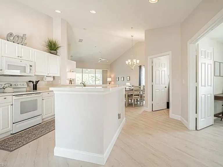 5090 Cedar Springs Dr #204 — Photo 7