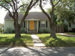 319 N Wanda Dr, Kingsville, TX 78363