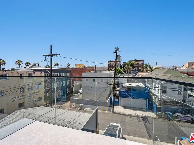19 Sunset Ave #3 — Photo 9