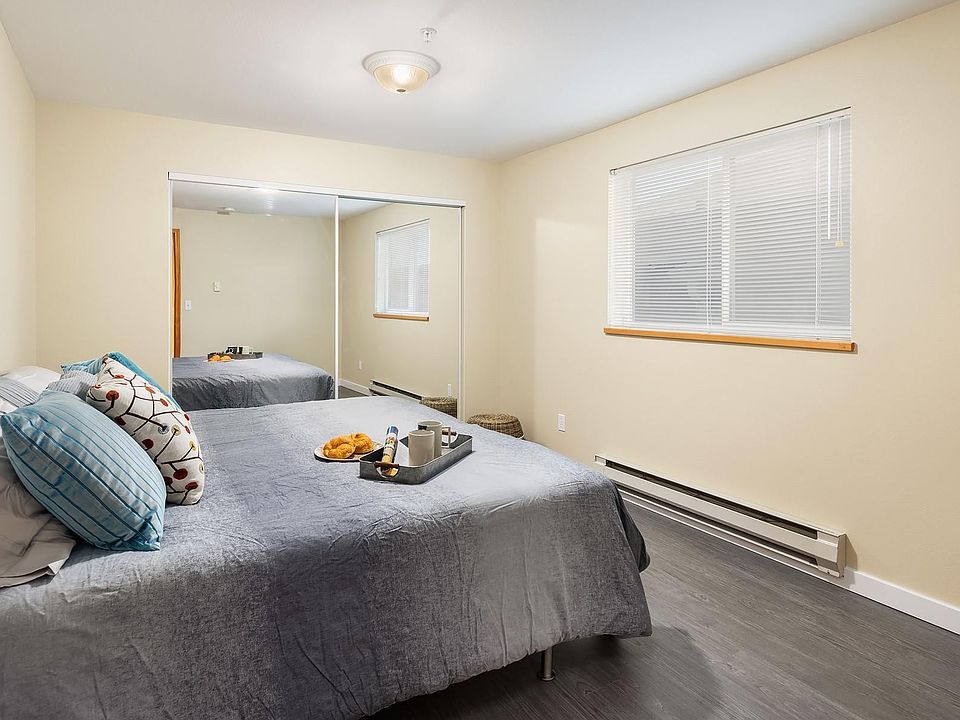 1st image of 2406 NW 61st St APT 202
