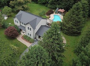 204 Zoo Rd, Fairfield, PA 17320