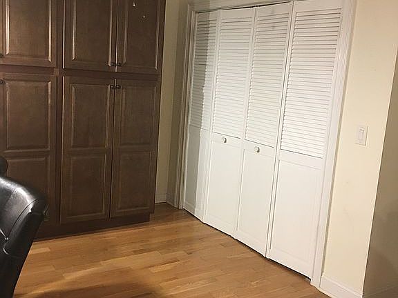 5th image of 46 Demarest Ave APT 201