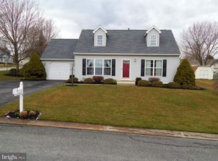 6 Ridgewood Ave, Felton, PA 17322