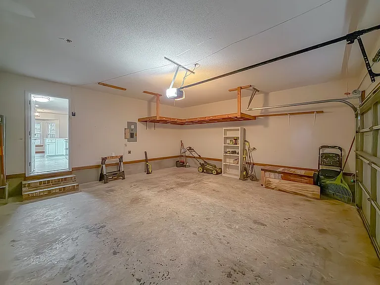 776 Lupine Ln — Photo 45