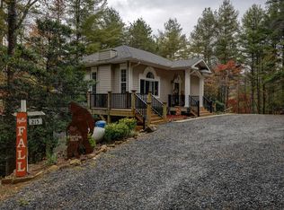 215 Lower Tuskeegee, Robbinsville, NC 28771