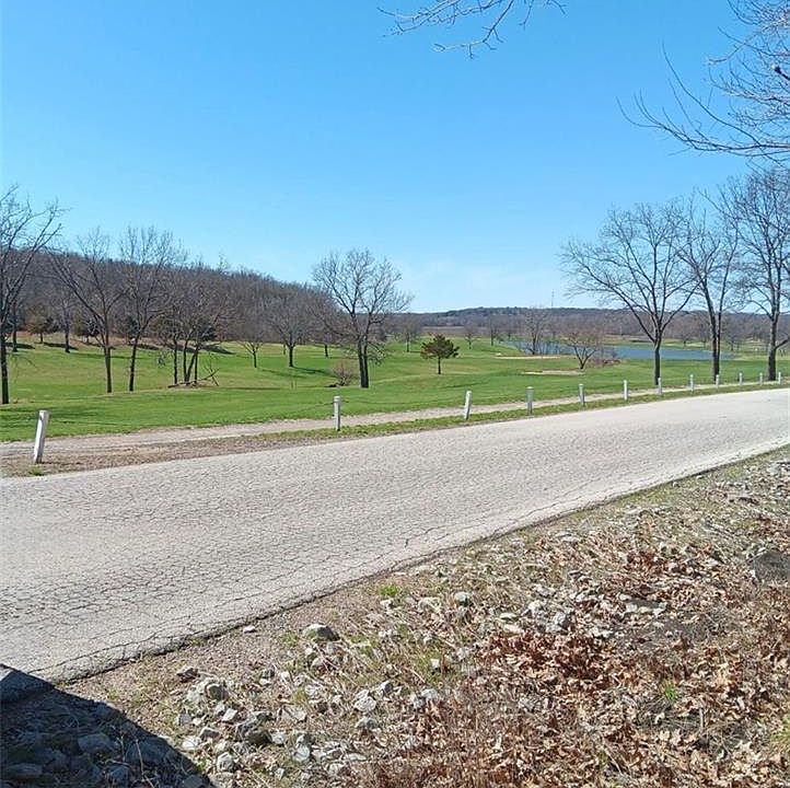 1st image of 2 & 6 Mystic Ln