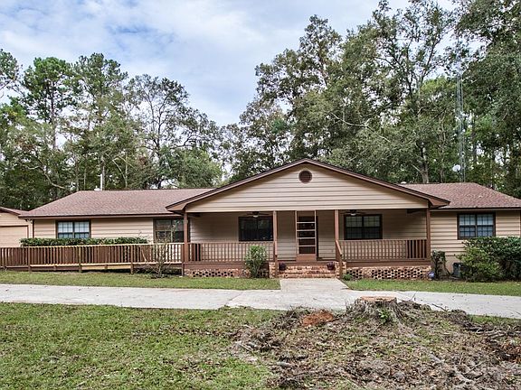 3rd image of 4600 Louvinia Ct