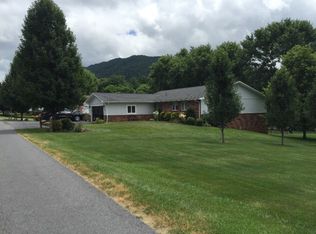 428 Dial Rock Rd, North Tazewell, VA 24630