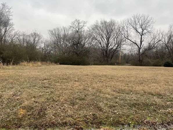 1214 S 23rd St, Muskogee, OK 74401